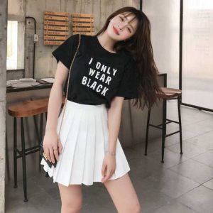 10 cách mix đồ với áo thun sành điệu nhất 2025